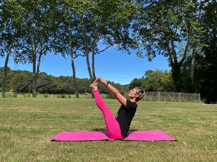 Atelier yoga et petit déjeuner saisn à la Bastide de la Salette