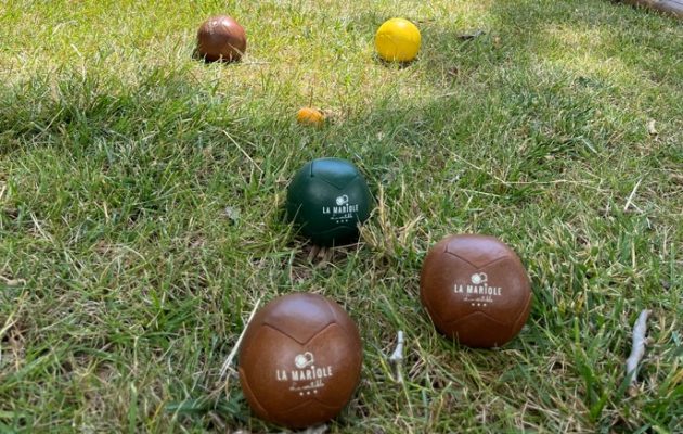 Discover our pétanque activity 