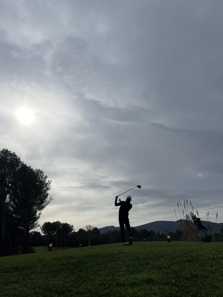 Performez au golf à Marseille avec le Programme Golf Performance